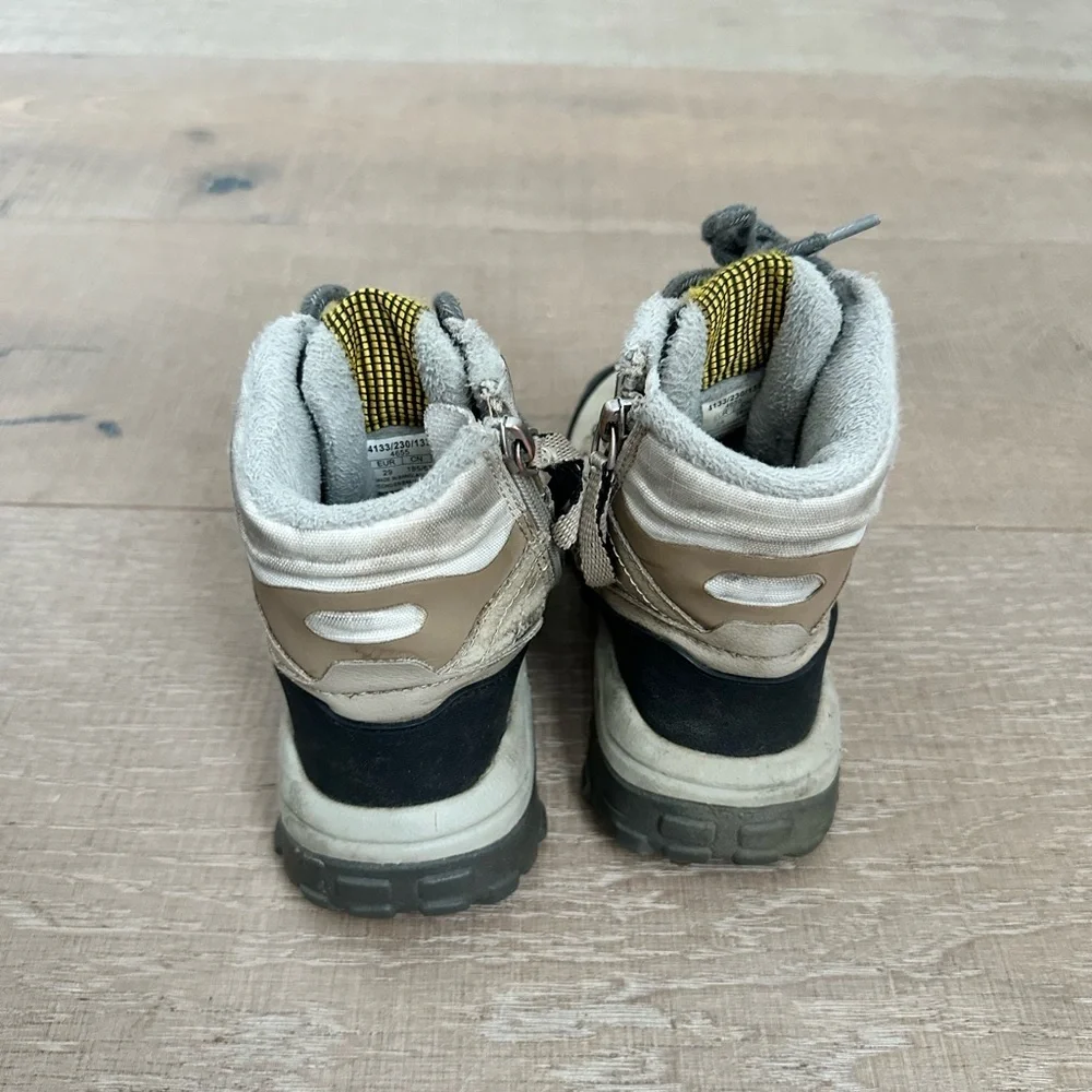 Zara Kids Boots in Black and Cream